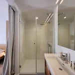 Firefly Luxury With Private Whirlpool *