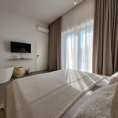 Firefly Luxury With Private Whirlpool Appartamento Zara